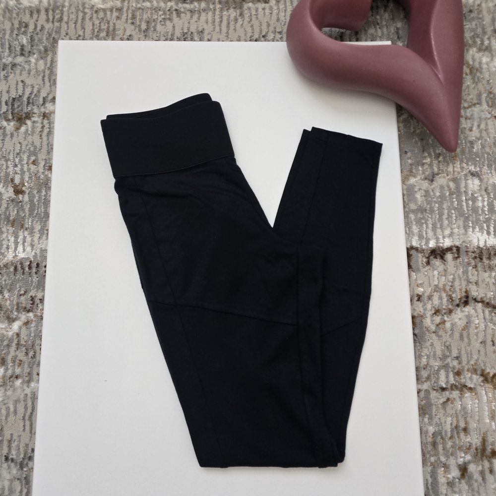 🖤 DKNY High-Waist Black Leggings with Thick Waistband (Size XS)